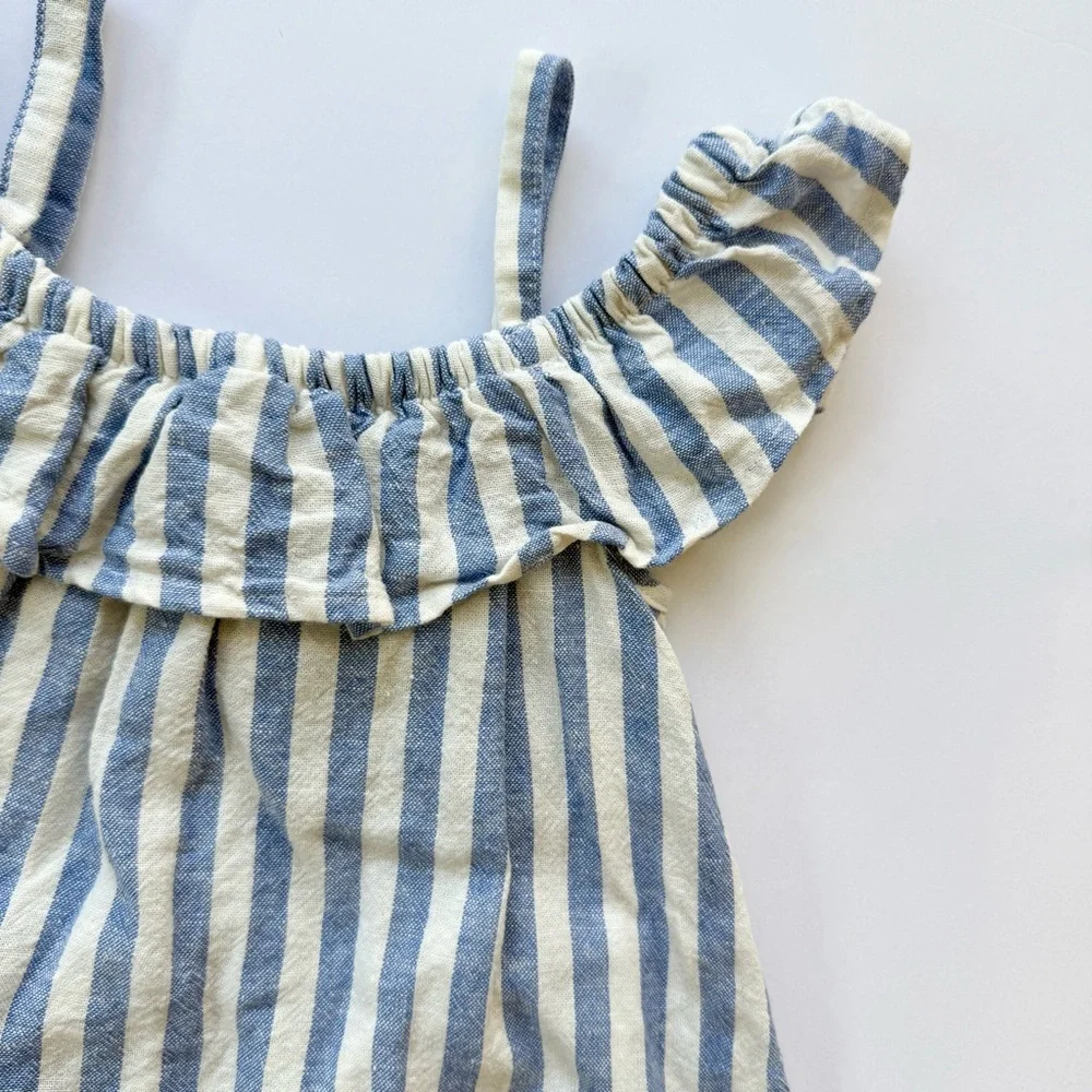 CUTEST gap off shoulder linen blend top/ Size 4/ EUC LIKE NEW